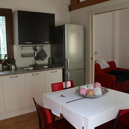 아파트 Alessandra House